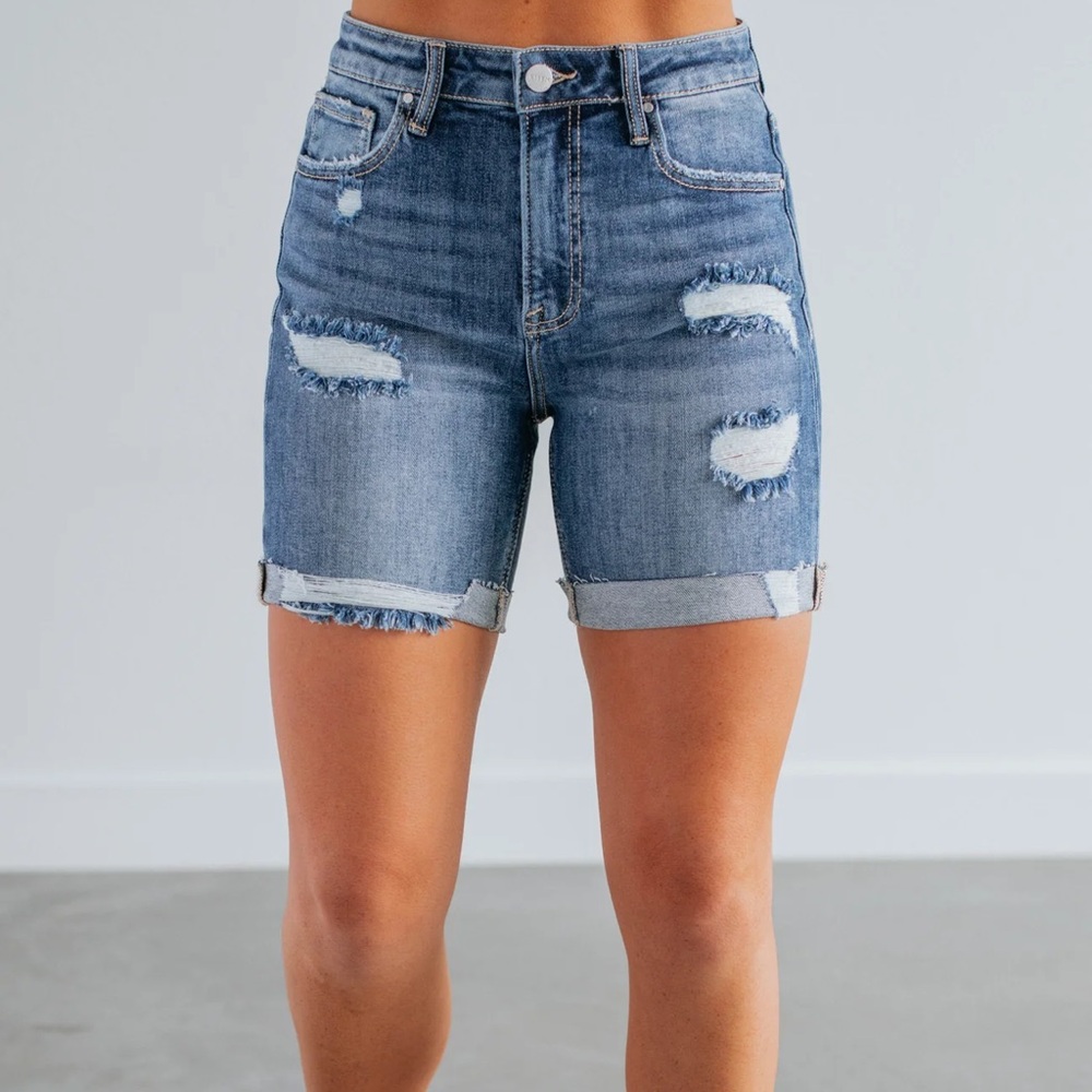 Dontae Risen Shorts - NWOT